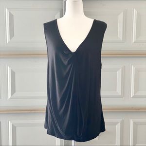 BR Sleeveless Blouse 😍